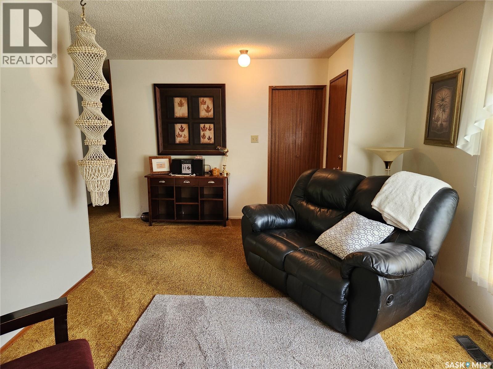 1504 98th Street, Tisdale, Saskatchewan  S0E 1T0 - Photo 10 - SK993320