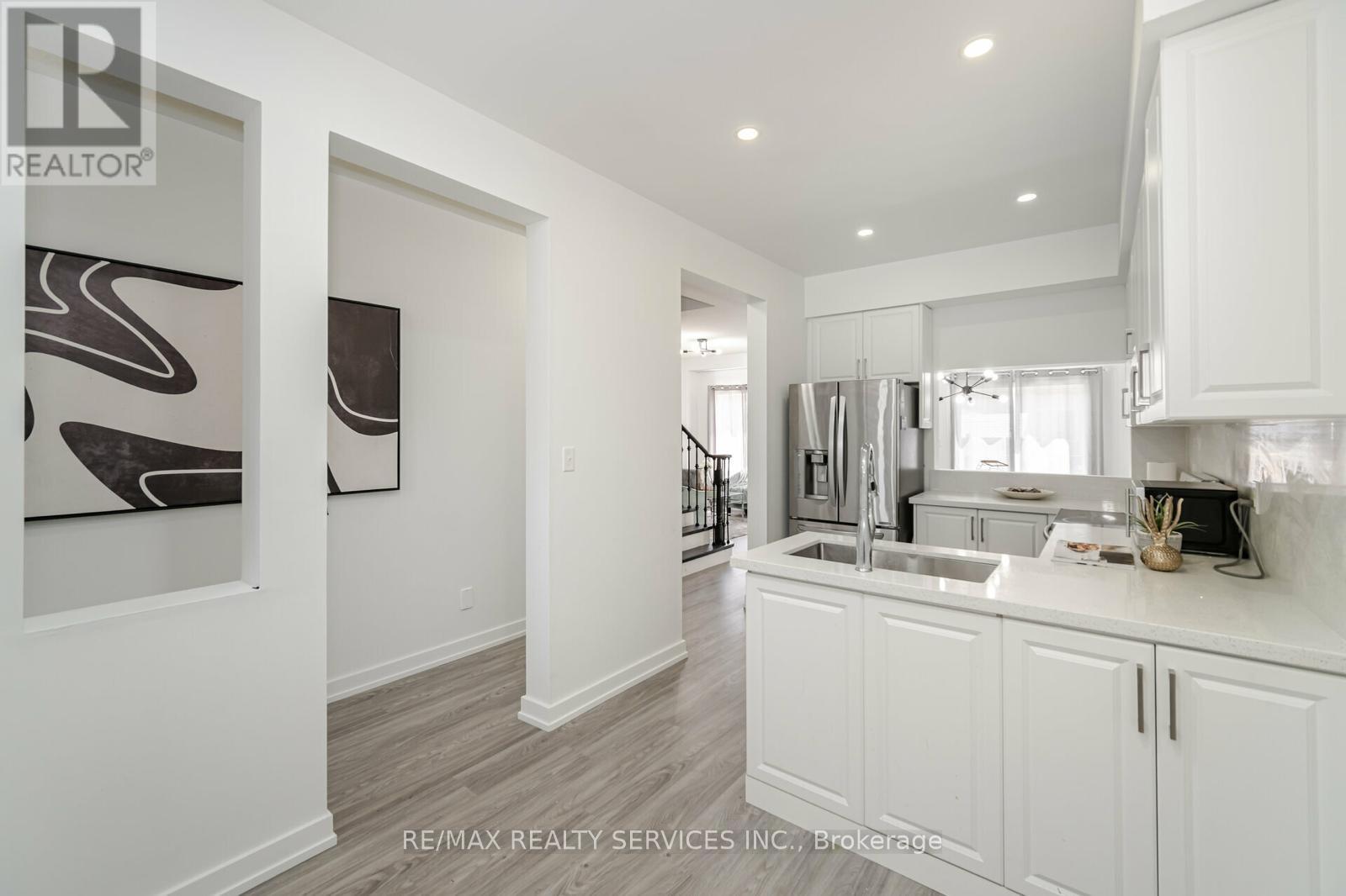 17 Dawes Road, Brampton, Ontario  L6X 0R8 - Photo 11 - W12245493