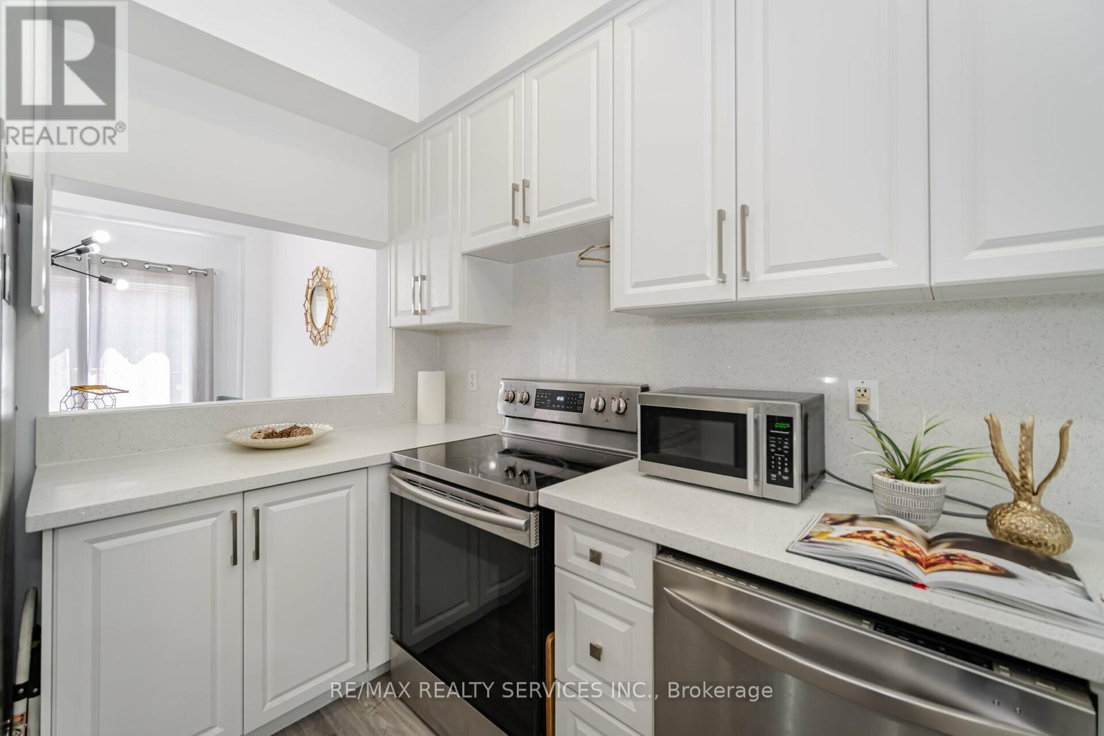 17 Dawes Road, Brampton, Ontario  L6X 0R8 - Photo 14 - W12245493