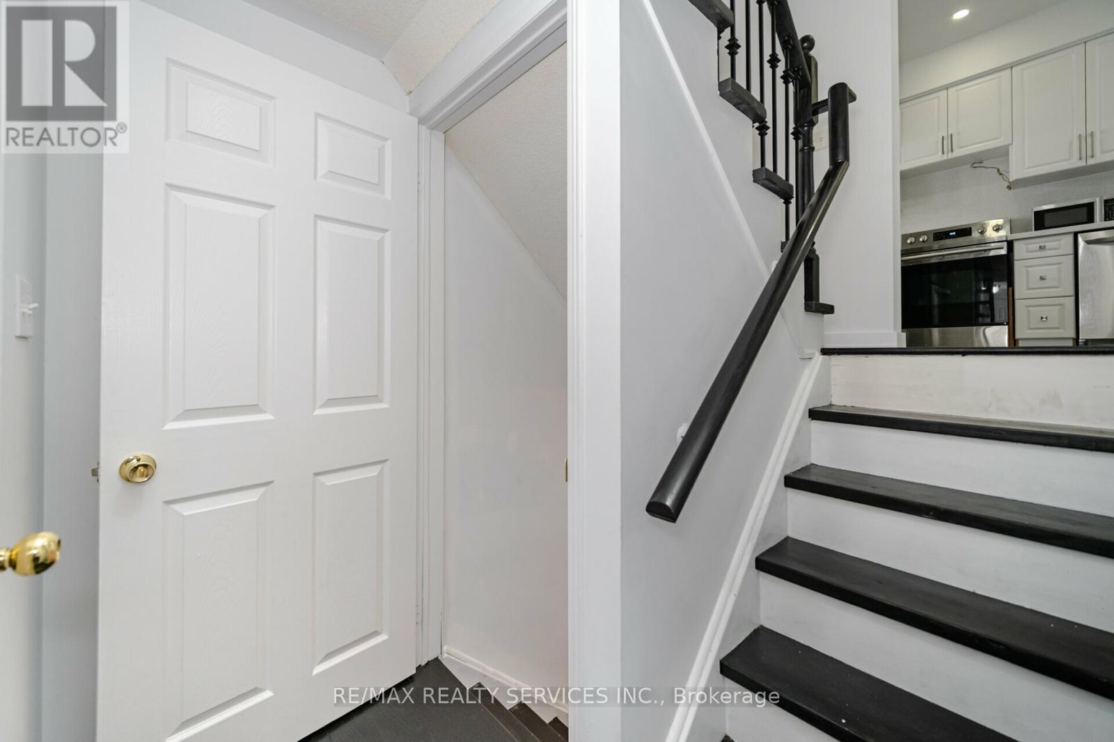 17 Dawes Road, Brampton, Ontario  L6X 0R8 - Photo 16 - W12245493