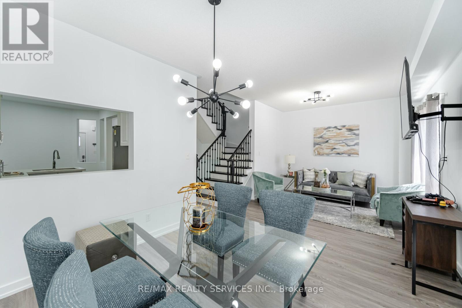 17 Dawes Road, Brampton, Ontario  L6X 0R8 - Photo 8 - W12245493