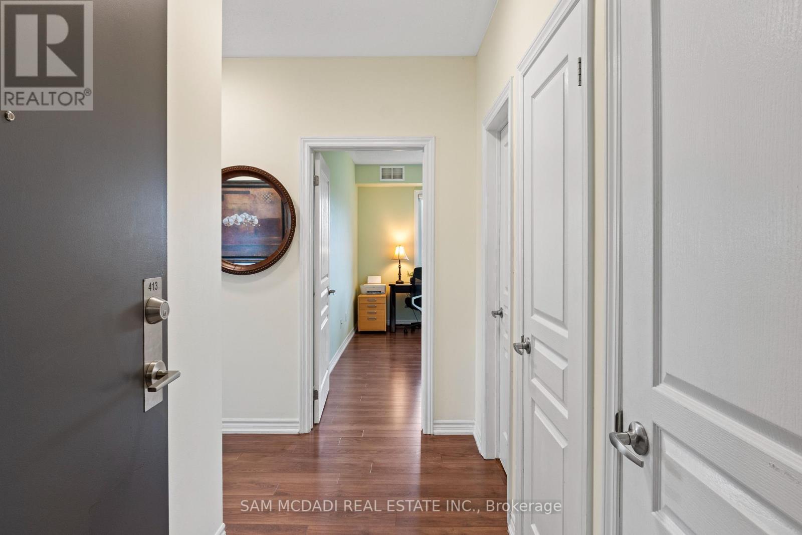 Property at 413 - 570 LOLITA GARDENS image 4