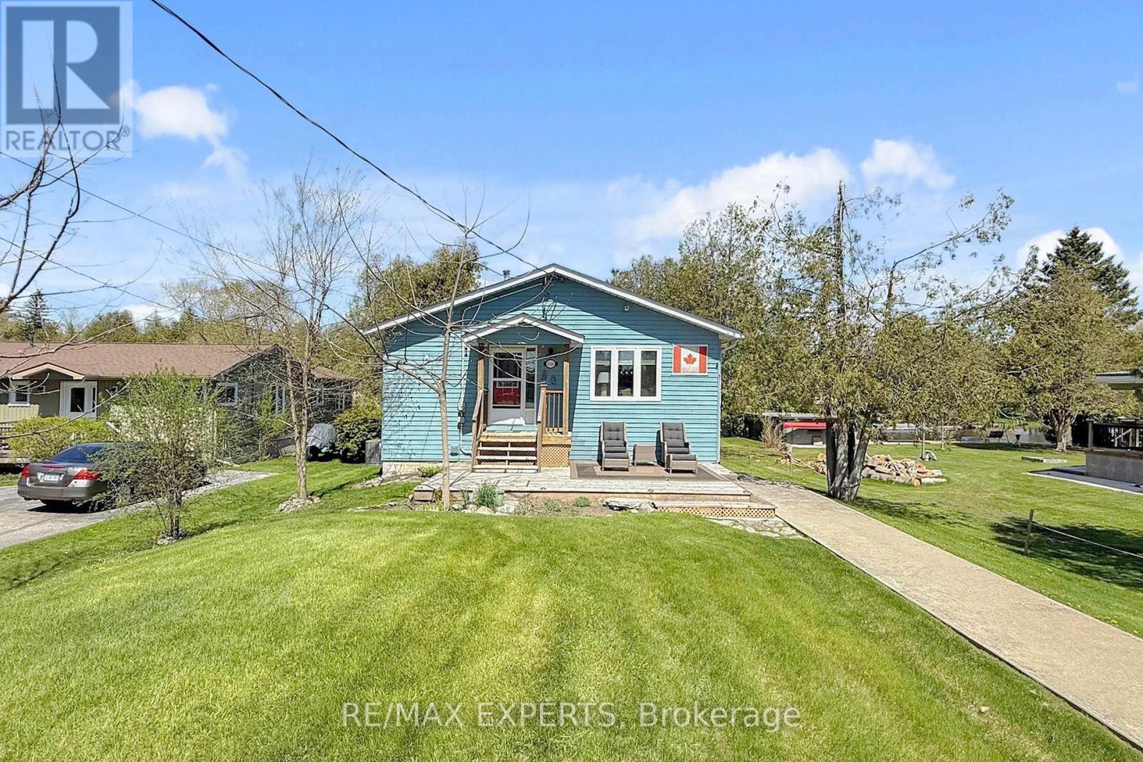 Property at 60 RIVER DRIVE image 1