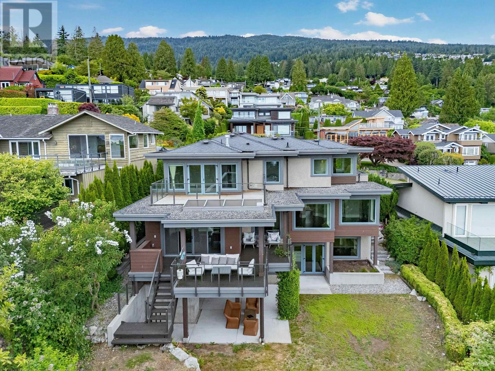 Property at 2548 MATHERS AVENUE image 2