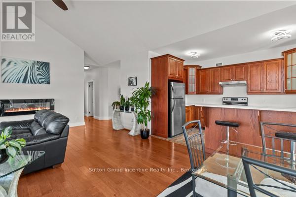 22 Bourgeois Beach Road, Tay, Ontario  L0K 2A0 - Photo 14 - S12245617