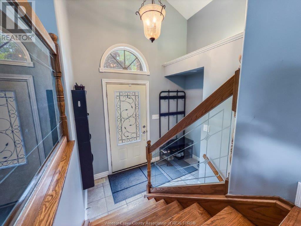 Property at 665 DELAWARE image 4
