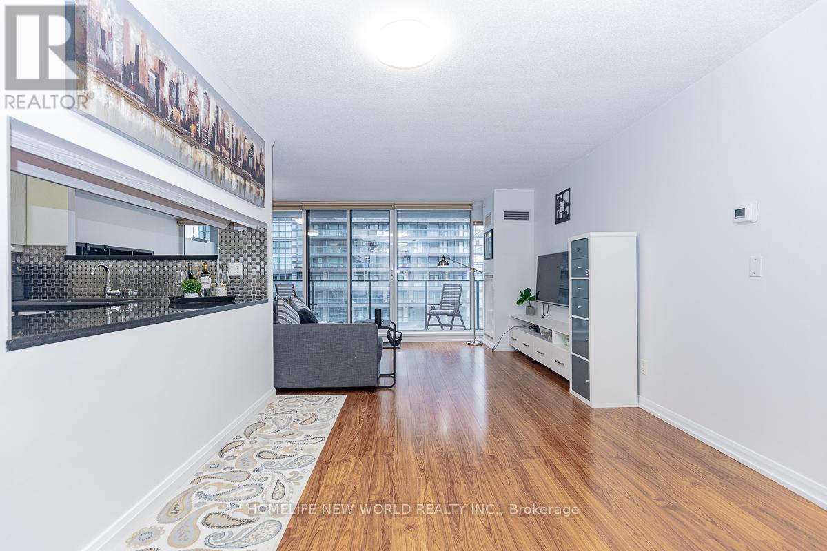 1050 - 111 Elizabeth Street, Toronto, Ontario  M5G 1P7 - Photo 13 - C12245616