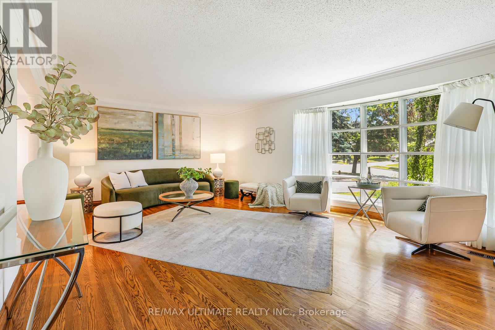 Property at 206 SLOANE AVENUE image 3