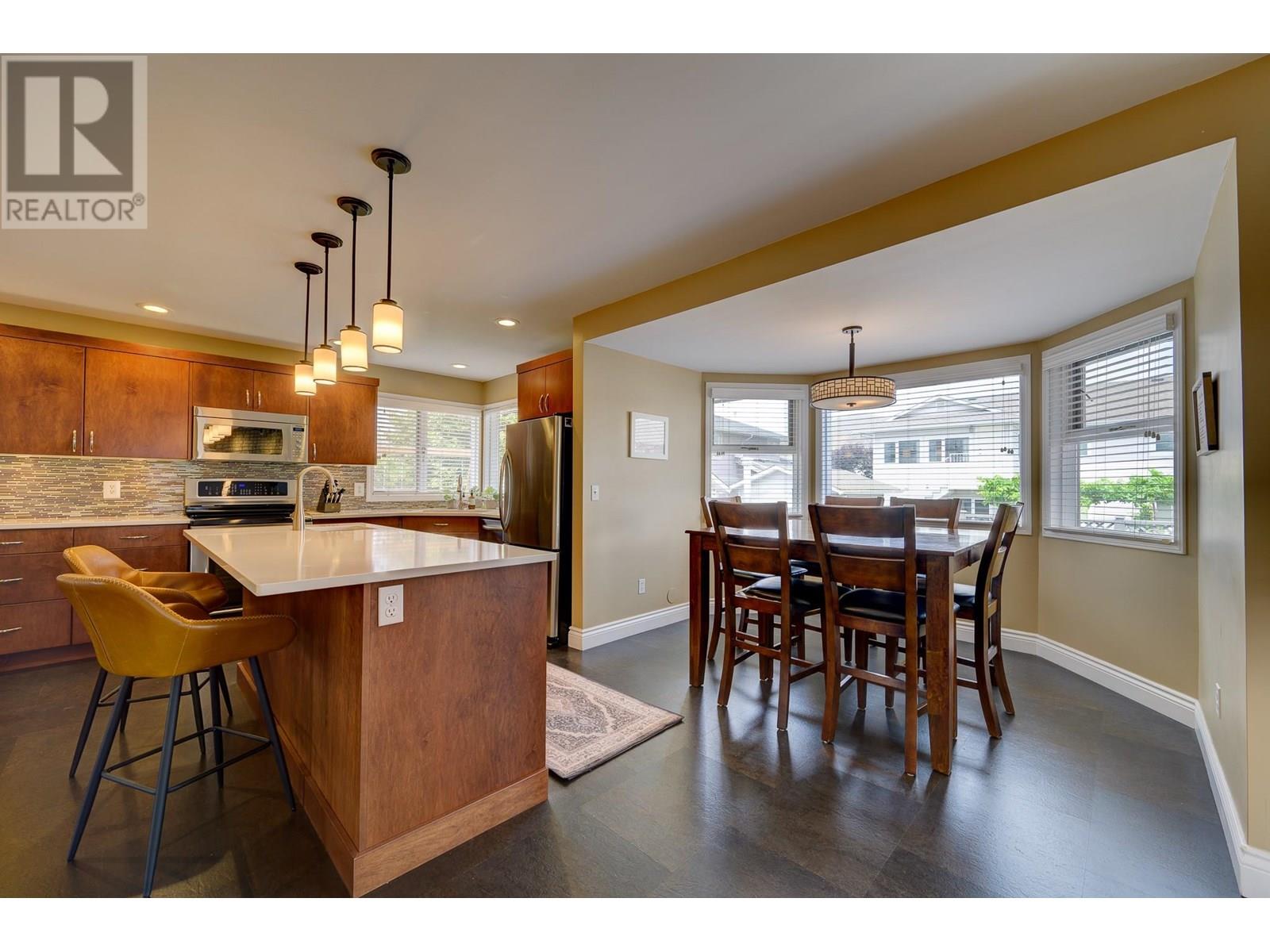 Property at 1530 HARTFORD Avenue image 5