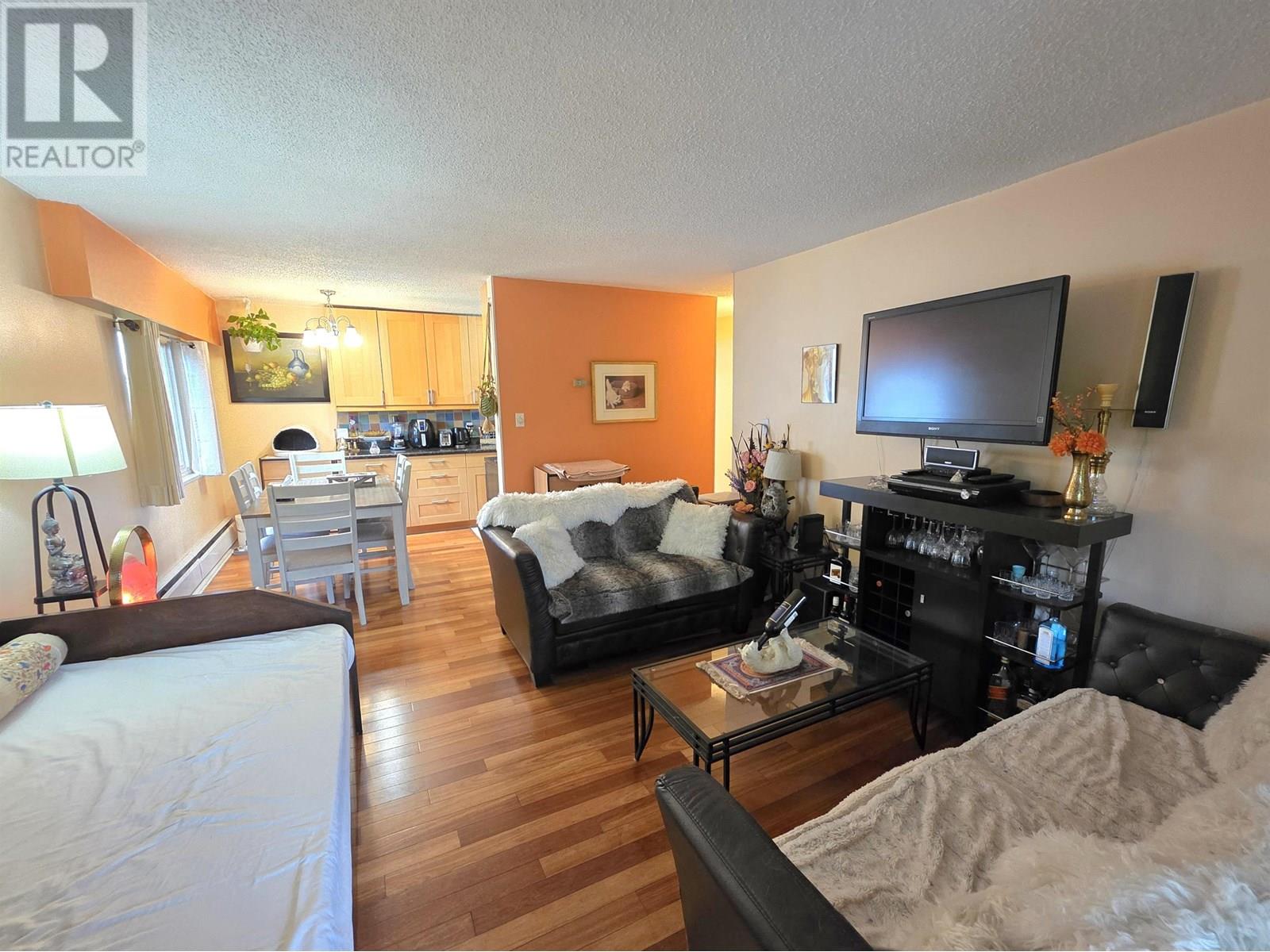 309 225 W 3rd Street, North Vancouver, British Columbia  V7M 1E9 - Photo 4 - R3019964