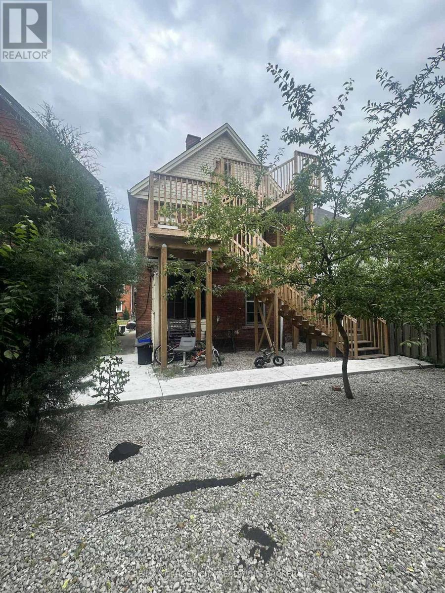 1 - 110 Myrtle Avenue, Hamilton, Ontario  L8M 2G2 - Photo 14 - X12245687