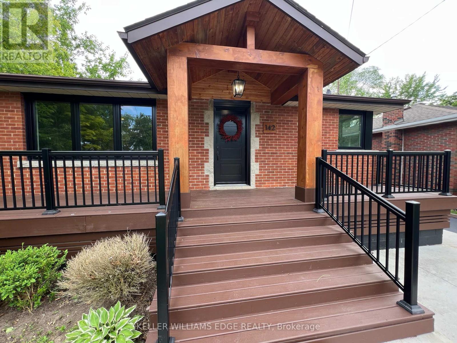 142 South Bend Road E, Hamilton (Balfour), Ontario  L9A 2B6 - Photo 2 - X12245637