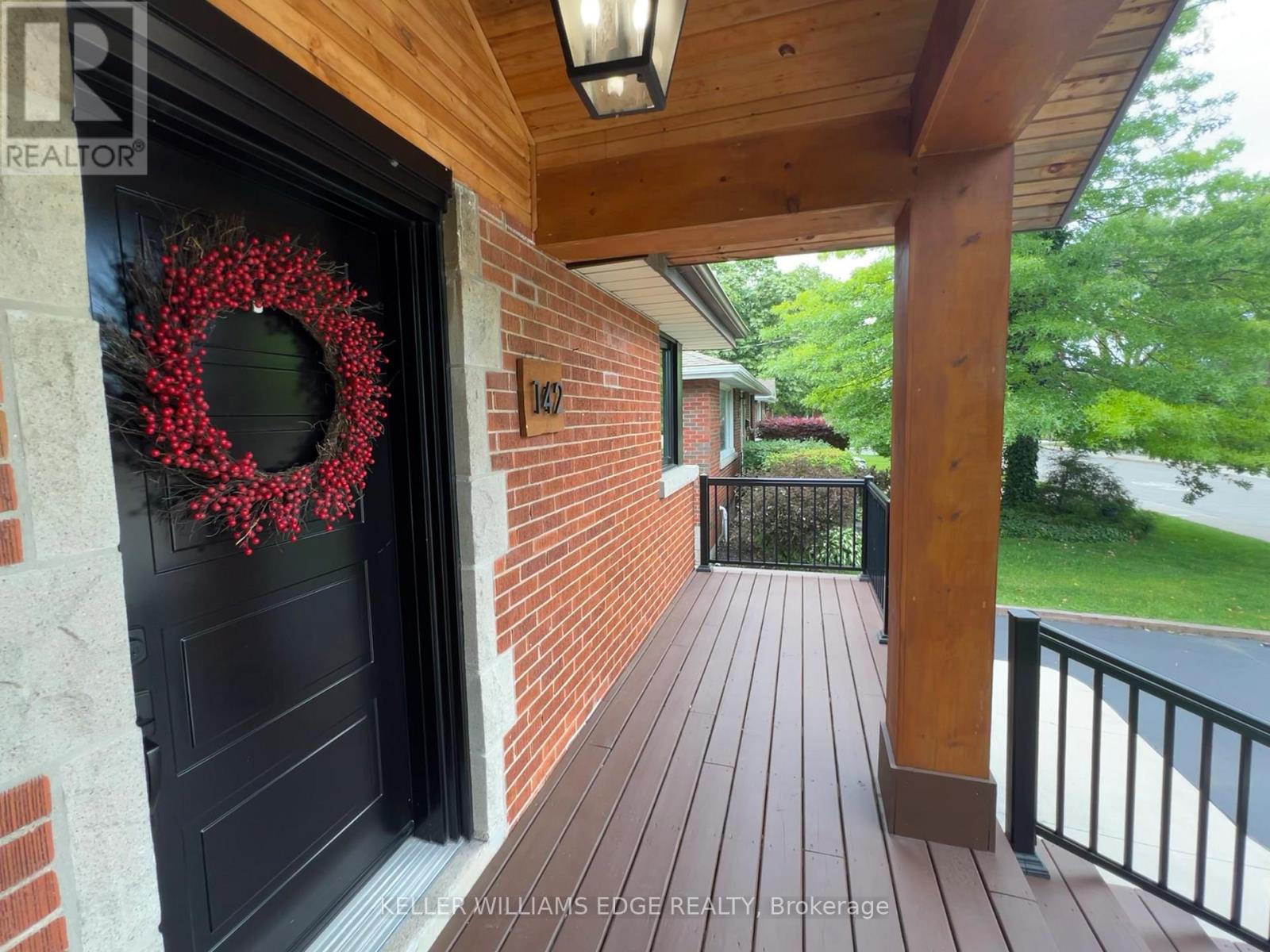 142 South Bend Road E, Hamilton (Balfour), Ontario  L9A 2B6 - Photo 3 - X12245637