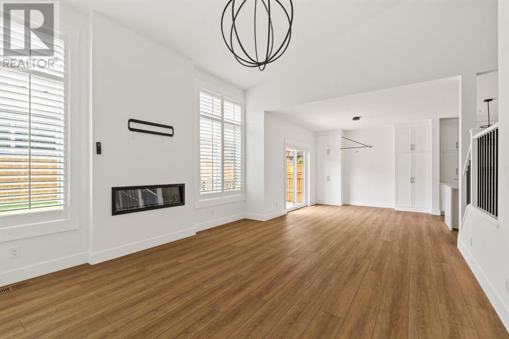 Property at 445 Shawnee Boulevard SW image 4