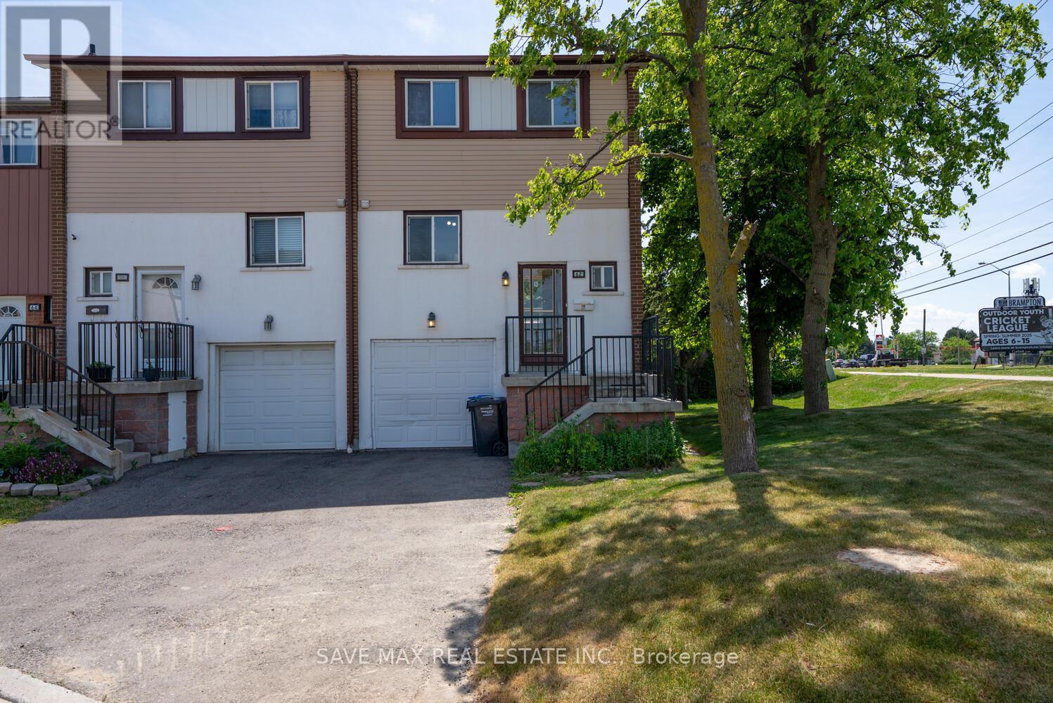Property at 62 MOREGATE CRESCENT image 3