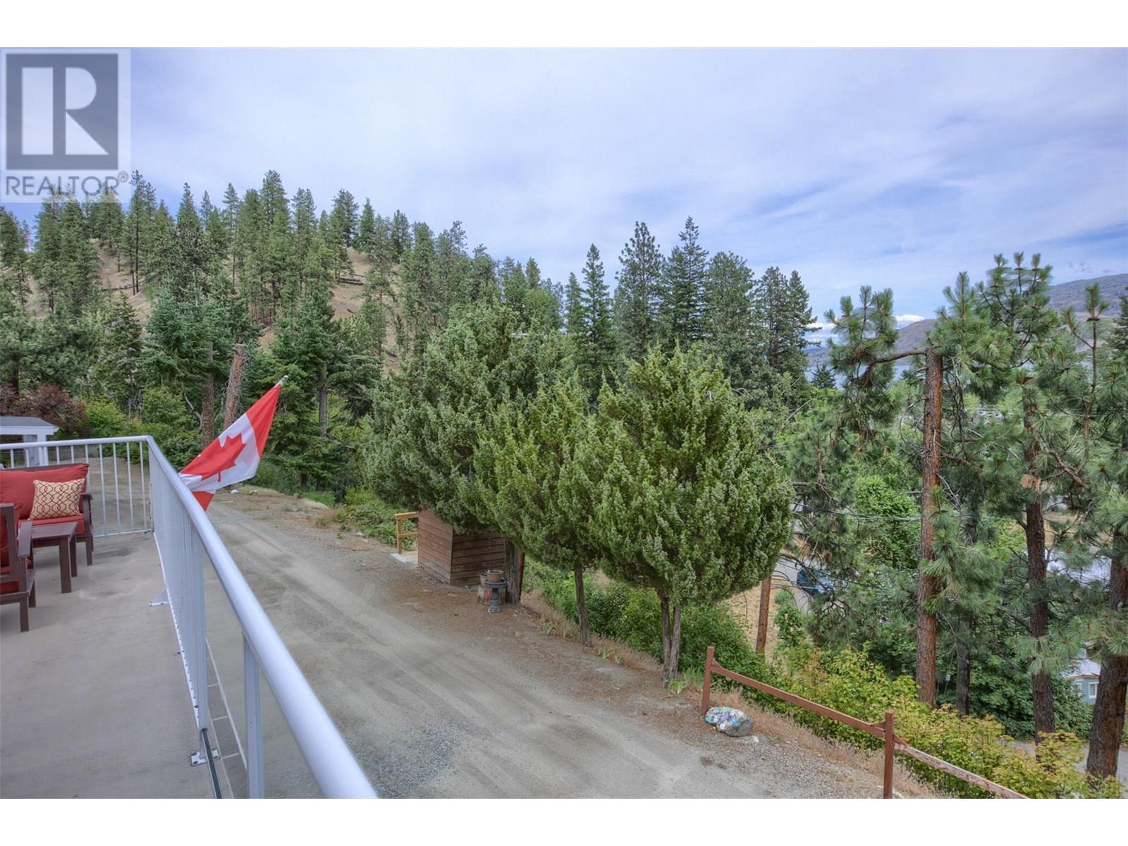 6711 Highway 97 Unit# 34 Peachland Photo 28