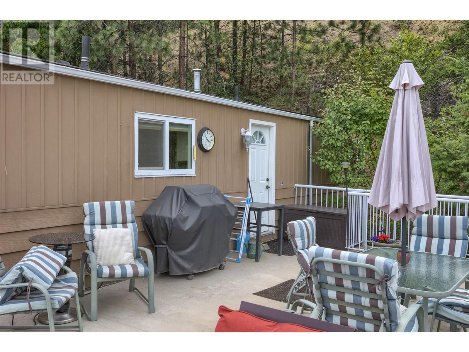 6711 Highway 97 Unit# 34 Peachland Photo 32