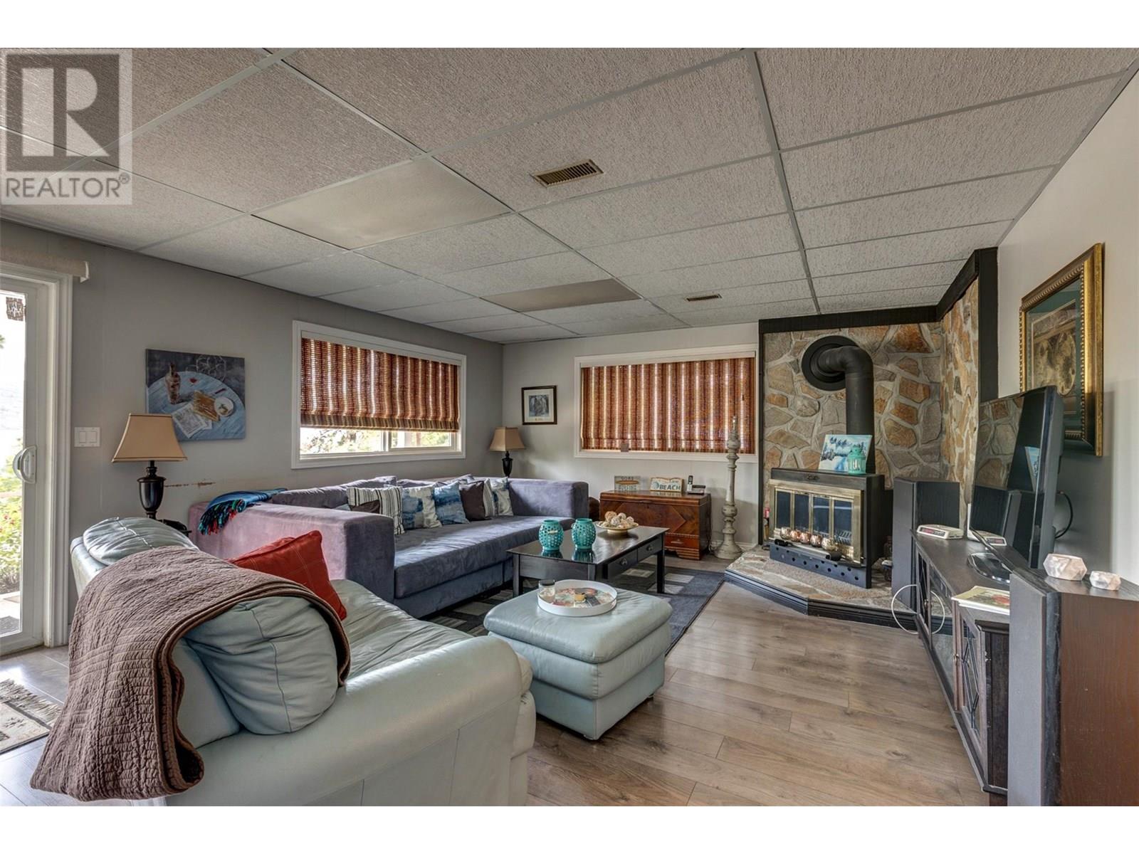 6711 Highway 97 Unit# 34 Peachland Photo 5