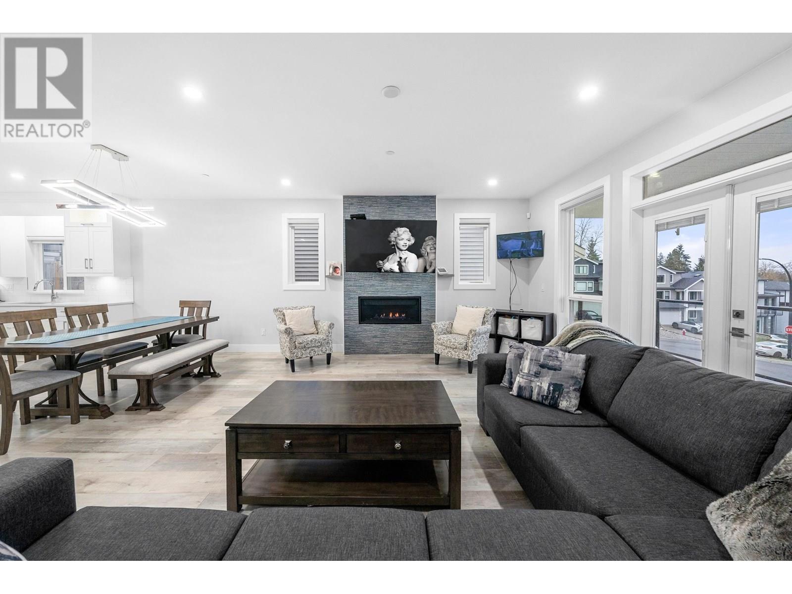 Property at 24629 105A AVENUE image 3