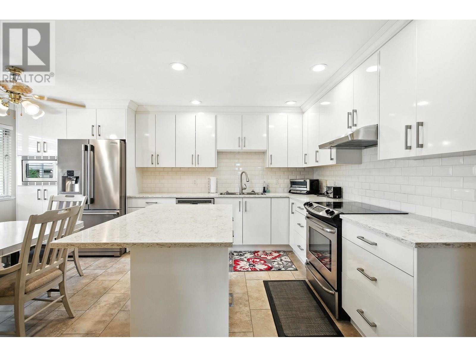 Property at 867 869 SPERLING AVENUE image 4