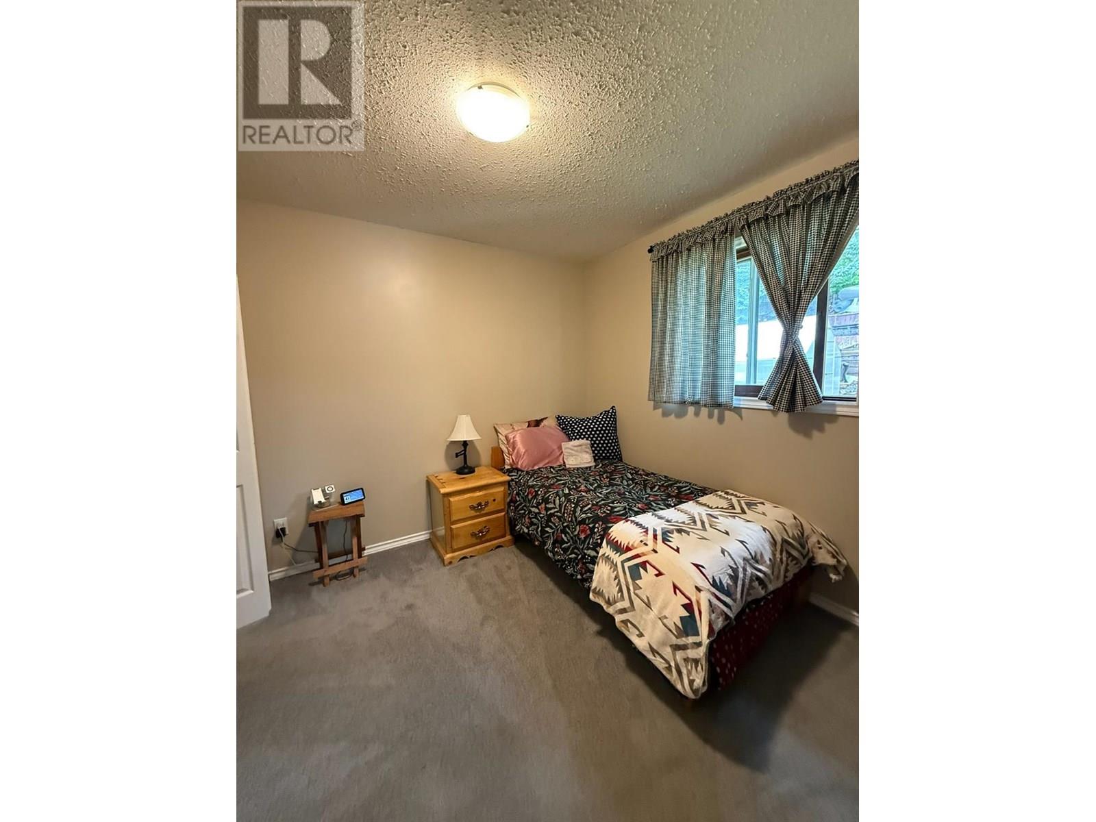 1227 Pinyon Road, Sparwood, British Columbia  V0B 2G2 - Photo 13 - 10353471