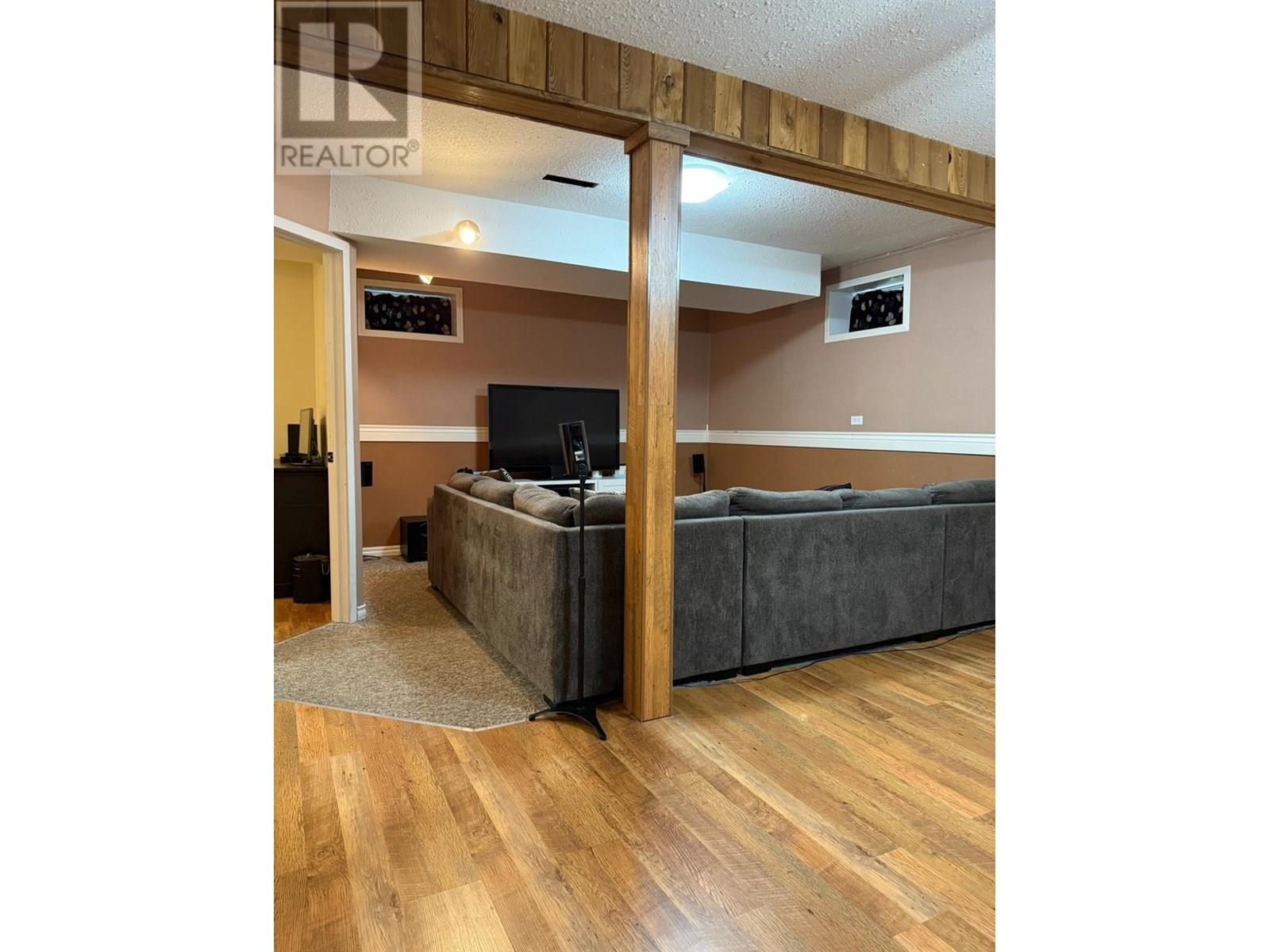 1227 Pinyon Road, Sparwood, British Columbia  V0B 2G2 - Photo 18 - 10353471