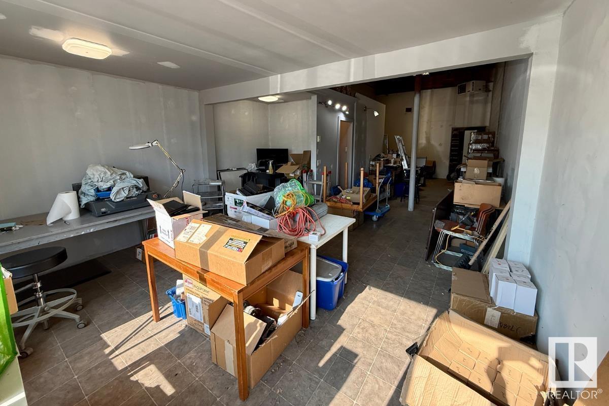 9639 62 Av Nw, Edmonton, Alberta  T6E 0E1 - Photo 2 - E4444303