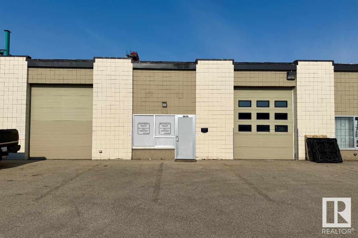 9639 62 AV NW, Edmonton, Alberta