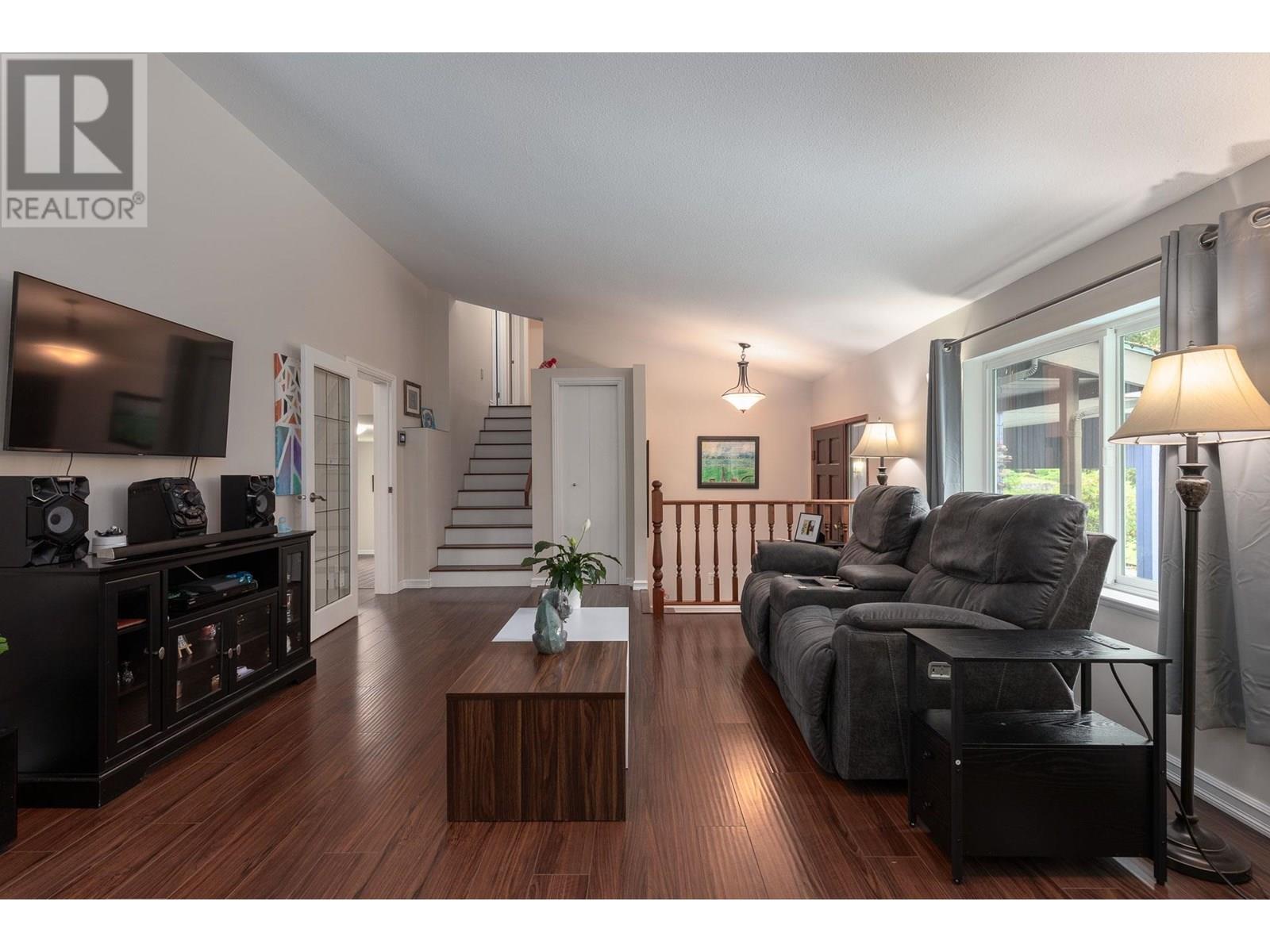 13055 238 Street, Maple Ridge, British Columbia  V4R 2S4 - Photo 6 - R3020141