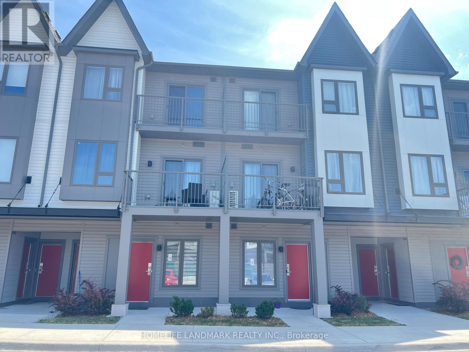 Property at 810 - 2635 WILLIAM JACKSON DRIVE image 3