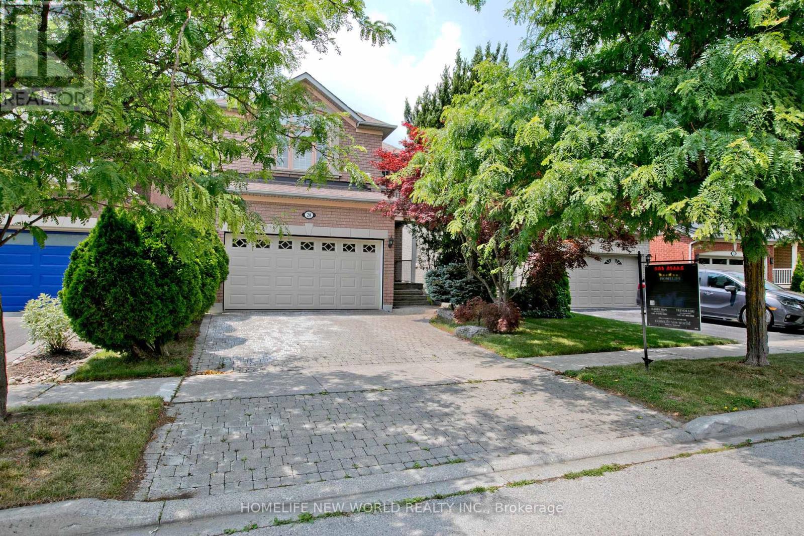 Property at 28 LUDFORD DRIVE image 3
