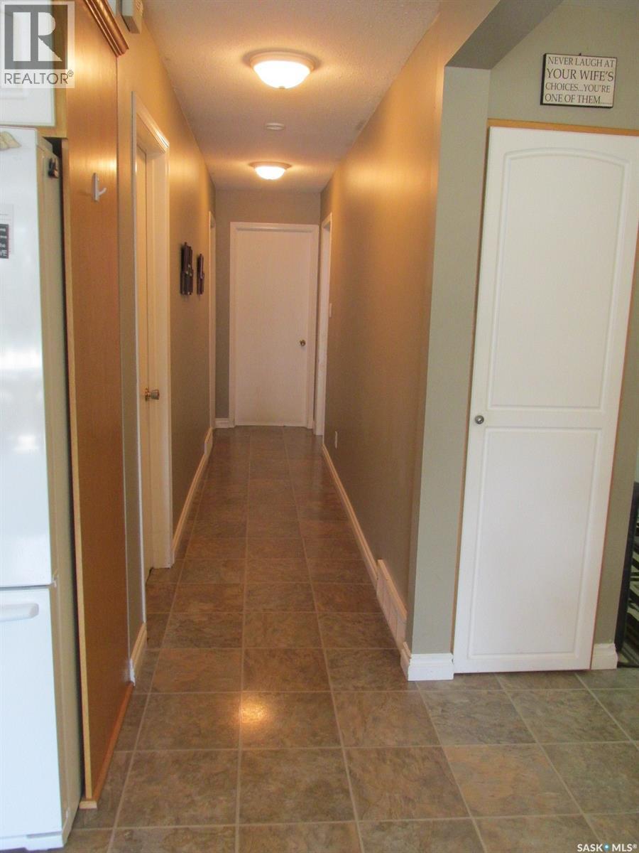 109 7th Avenue E, Nipawin, Saskatchewan  S0E 1E0 - Photo 19 - SK010782