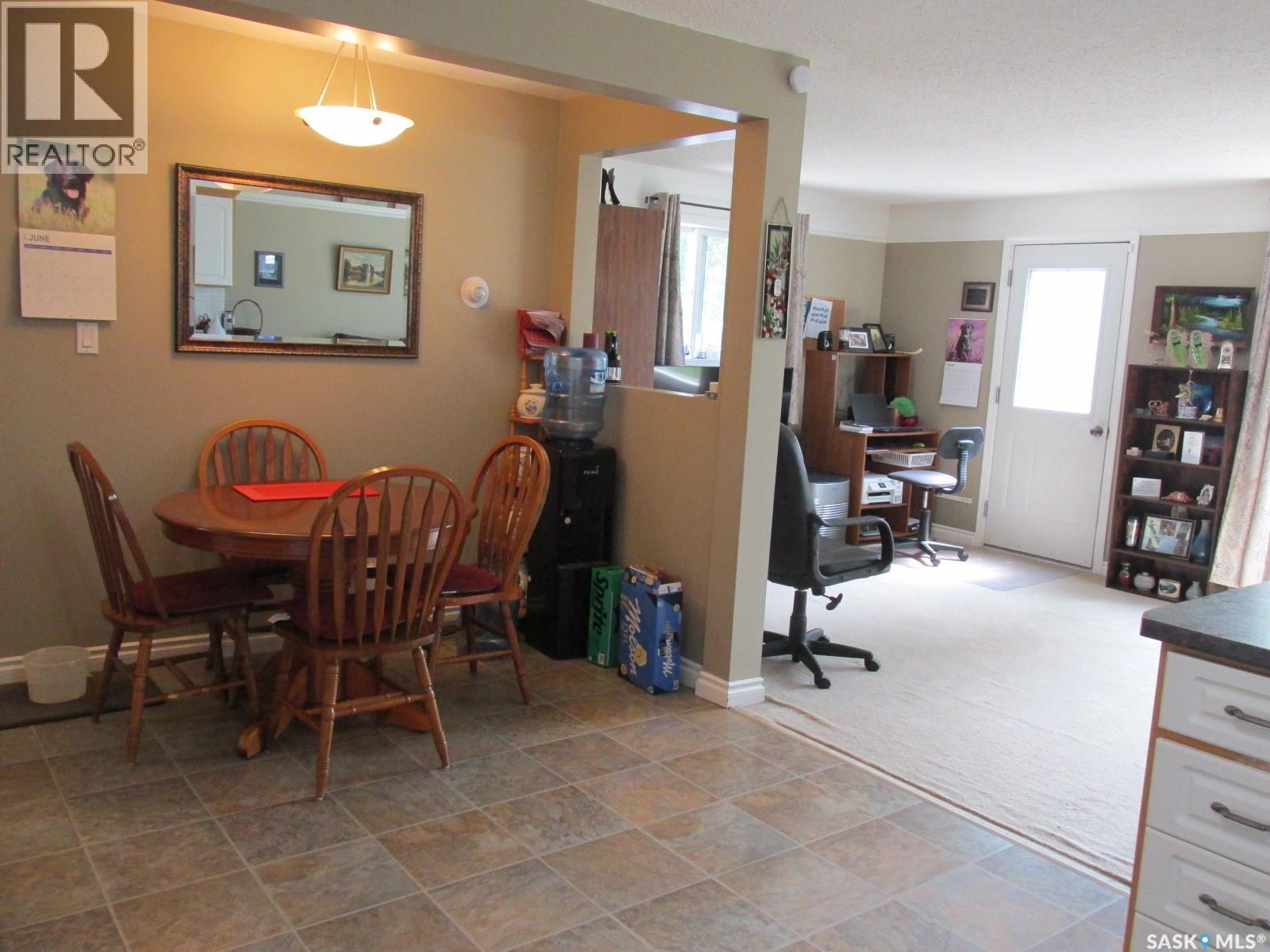 109 7th Avenue E, Nipawin, Saskatchewan  S0E 1E0 - Photo 13 - SK010782