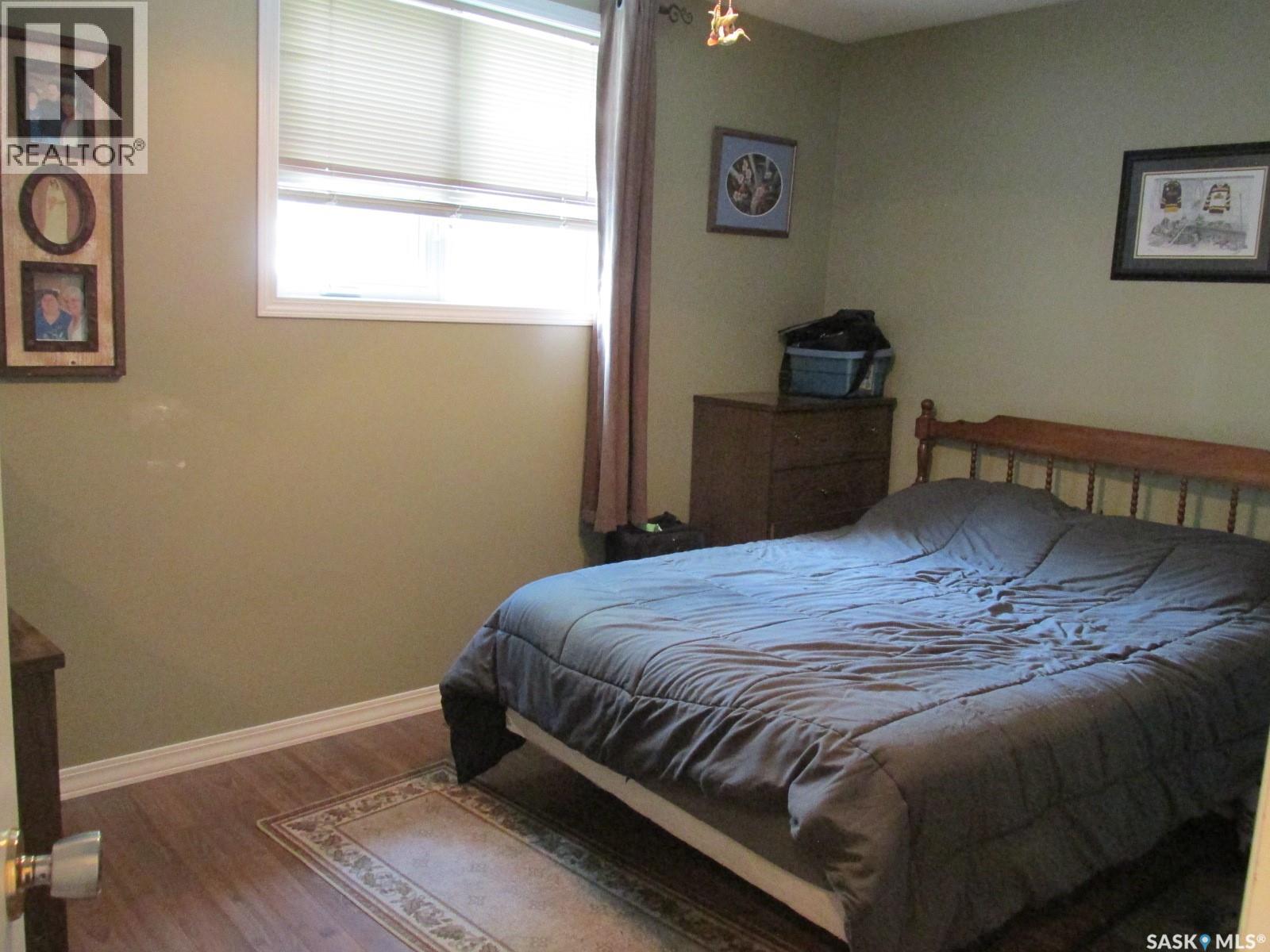 109 7th Avenue E, Nipawin, Saskatchewan  S0E 1E0 - Photo 22 - SK010782