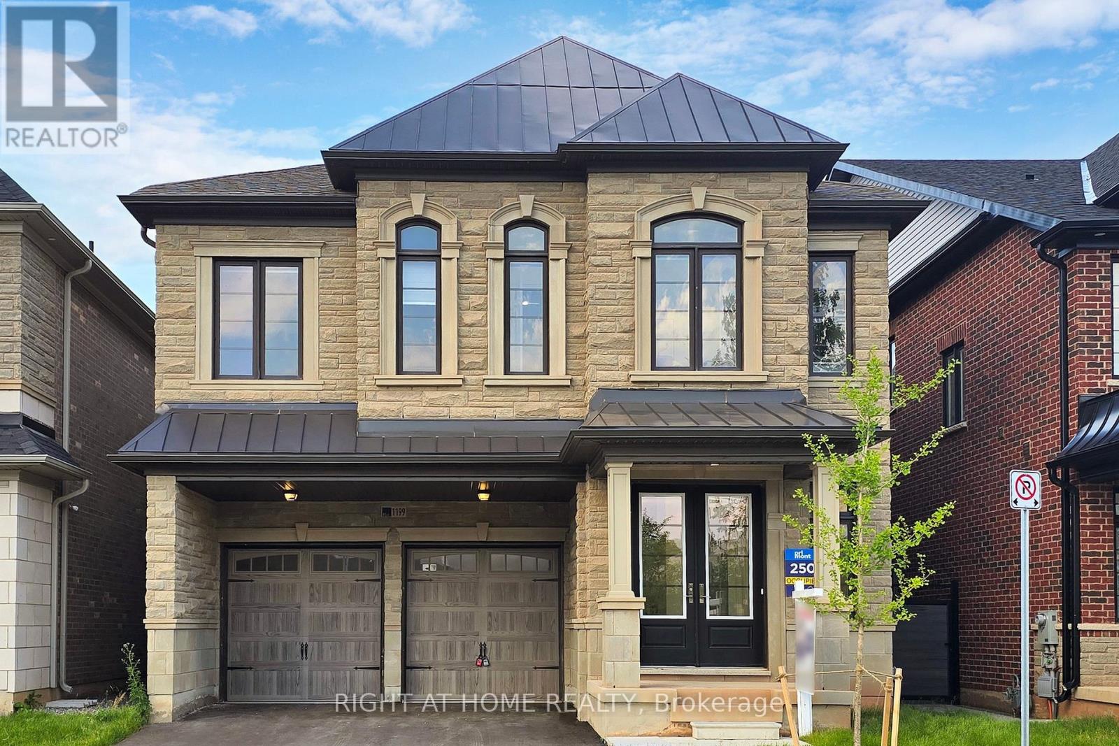 Property at 1199 QUEENS PLATE ROAD E image 2