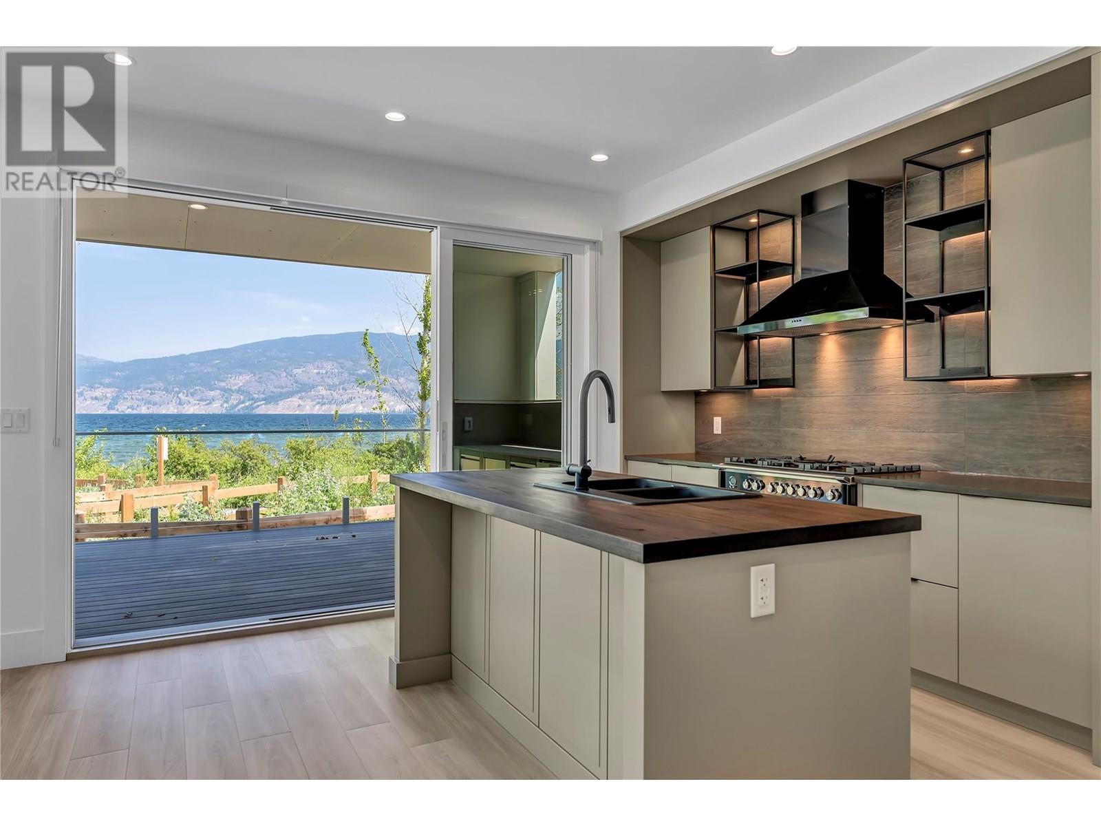 3190 Landry Crescent, summerland, British Columbia