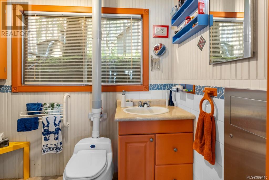 Lt 8 Ruxton Island, Ruxton Island, British Columbia   - Photo 37 - 999410