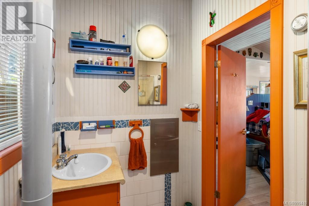 Lt 8 Ruxton Island, Ruxton Island, British Columbia   - Photo 38 - 999410