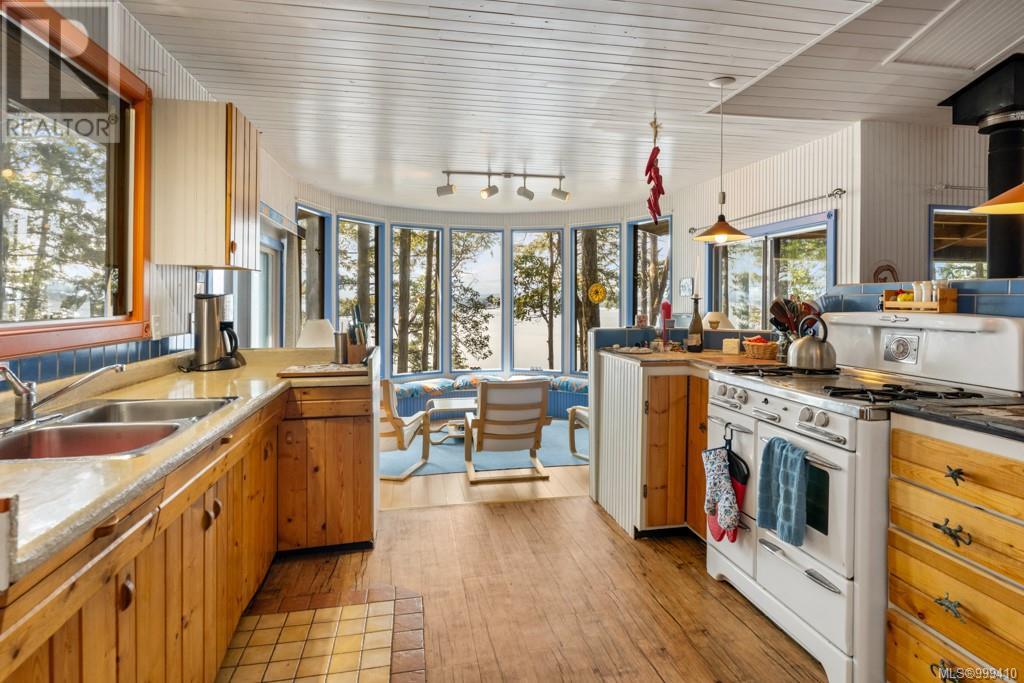 Lt 8 Ruxton Island, Ruxton Island, British Columbia   - Photo 39 - 999410