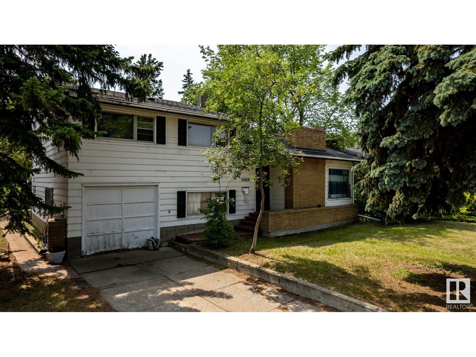 11819 87 AV NW, Edmonton, Alberta