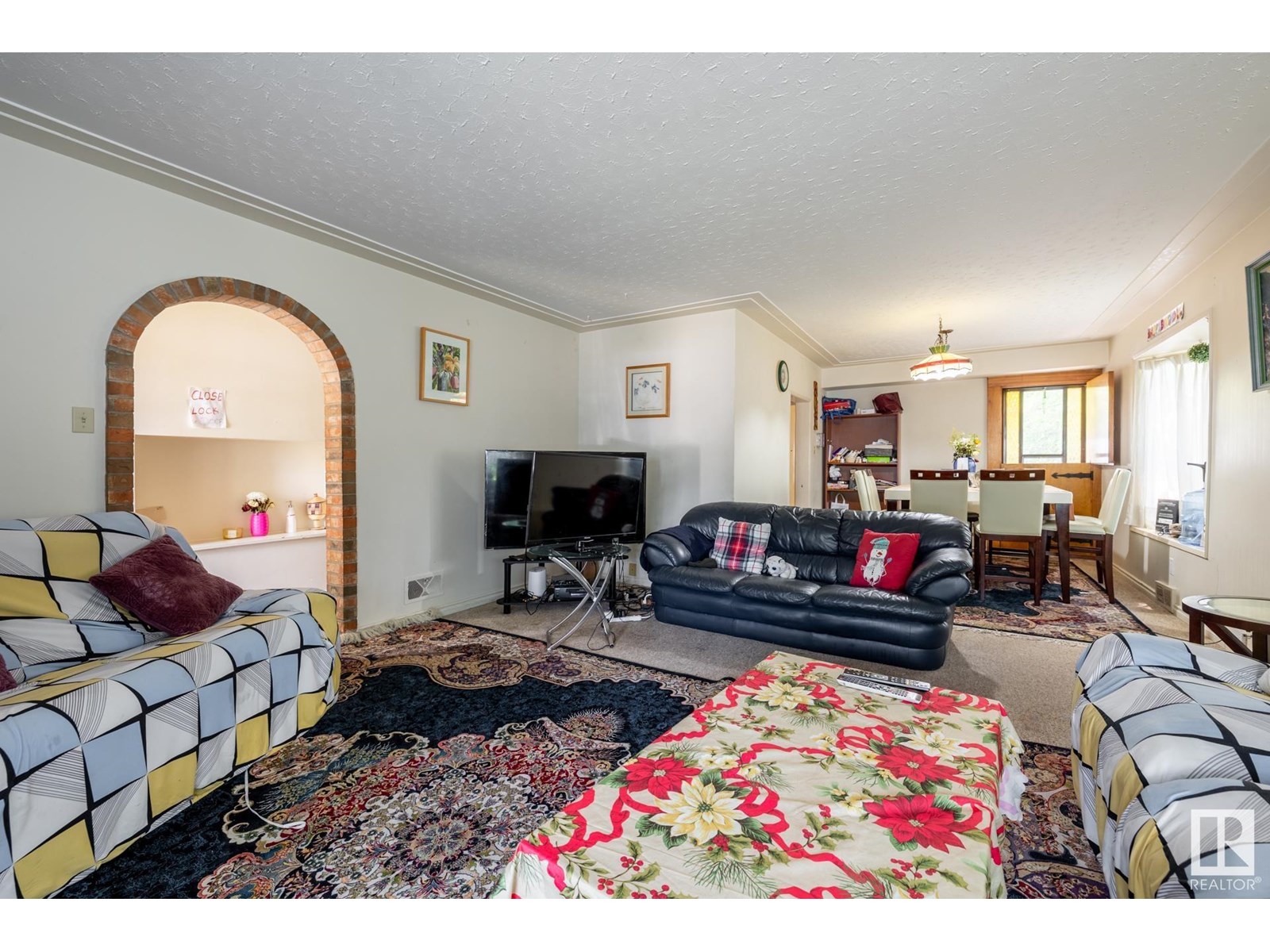 Property at 11819 87 AV NW image 5