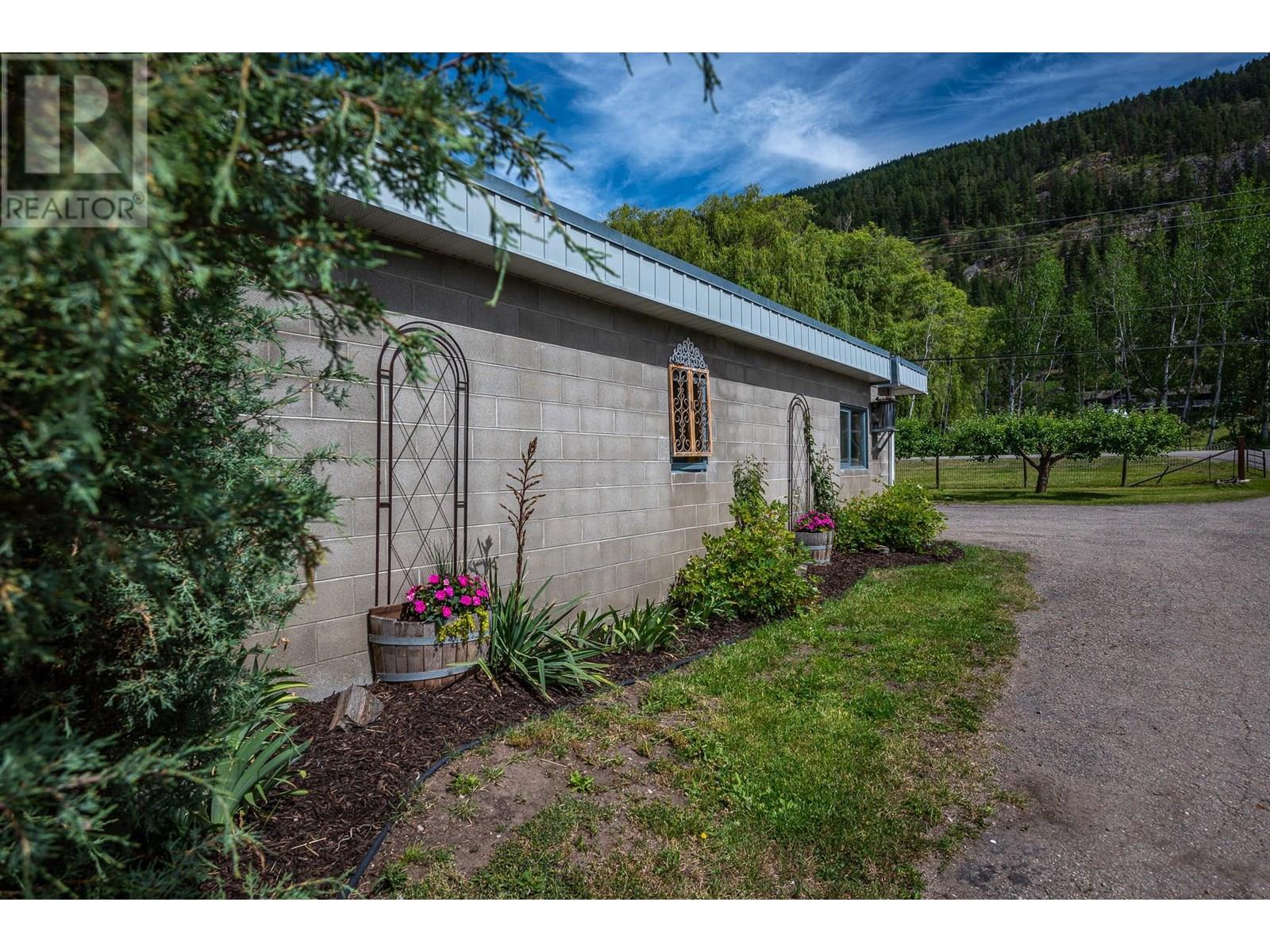 1617 Eagle Rock Road, Armstrong, British Columbia  V4Y 0R3 - Photo 37 - 10353786