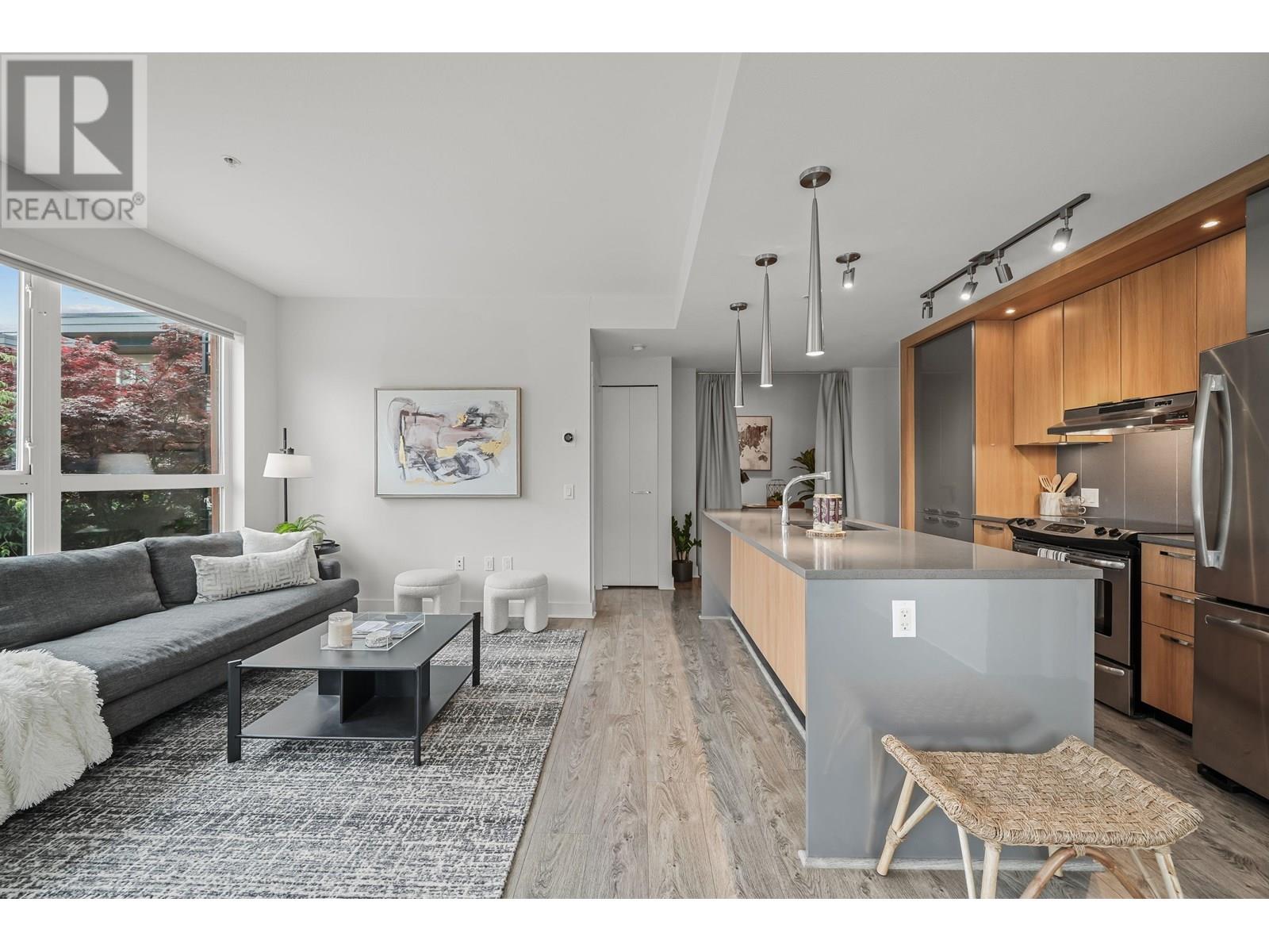 309 733 W 14TH STREET, north vancouver, British Columbia V7M0C6