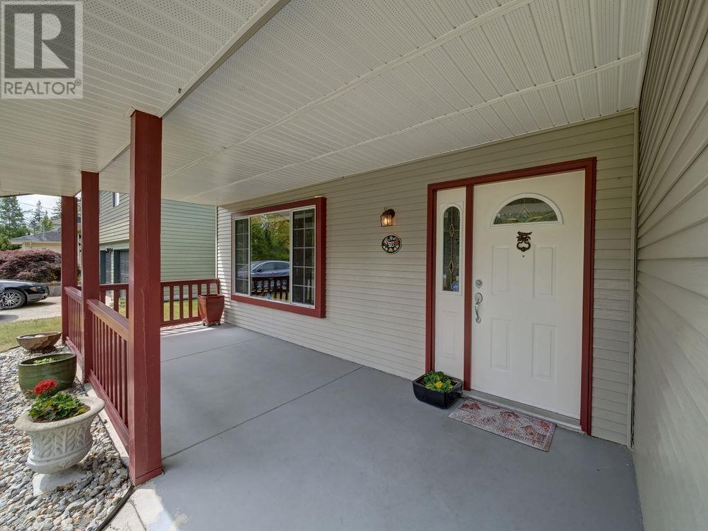 Property at 593 OCEANVIEW DRIVE image 4