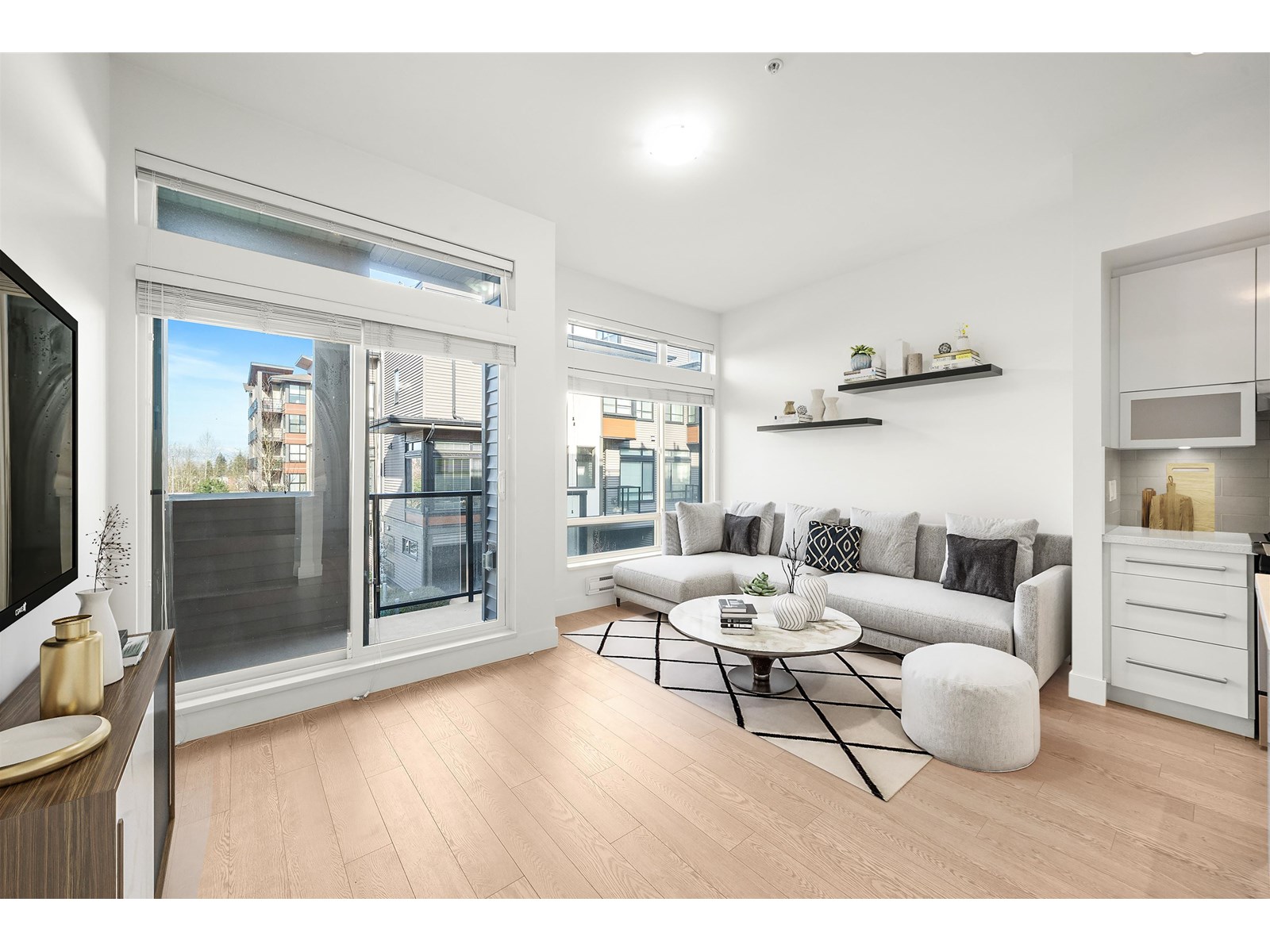 Property at 57 7811 209 STREET image 2