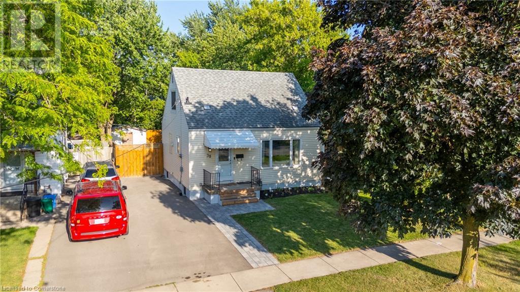 38 Eastvale Place, Hamilton, Ontario  L8H 1P1 - Photo 36 - 40745319
