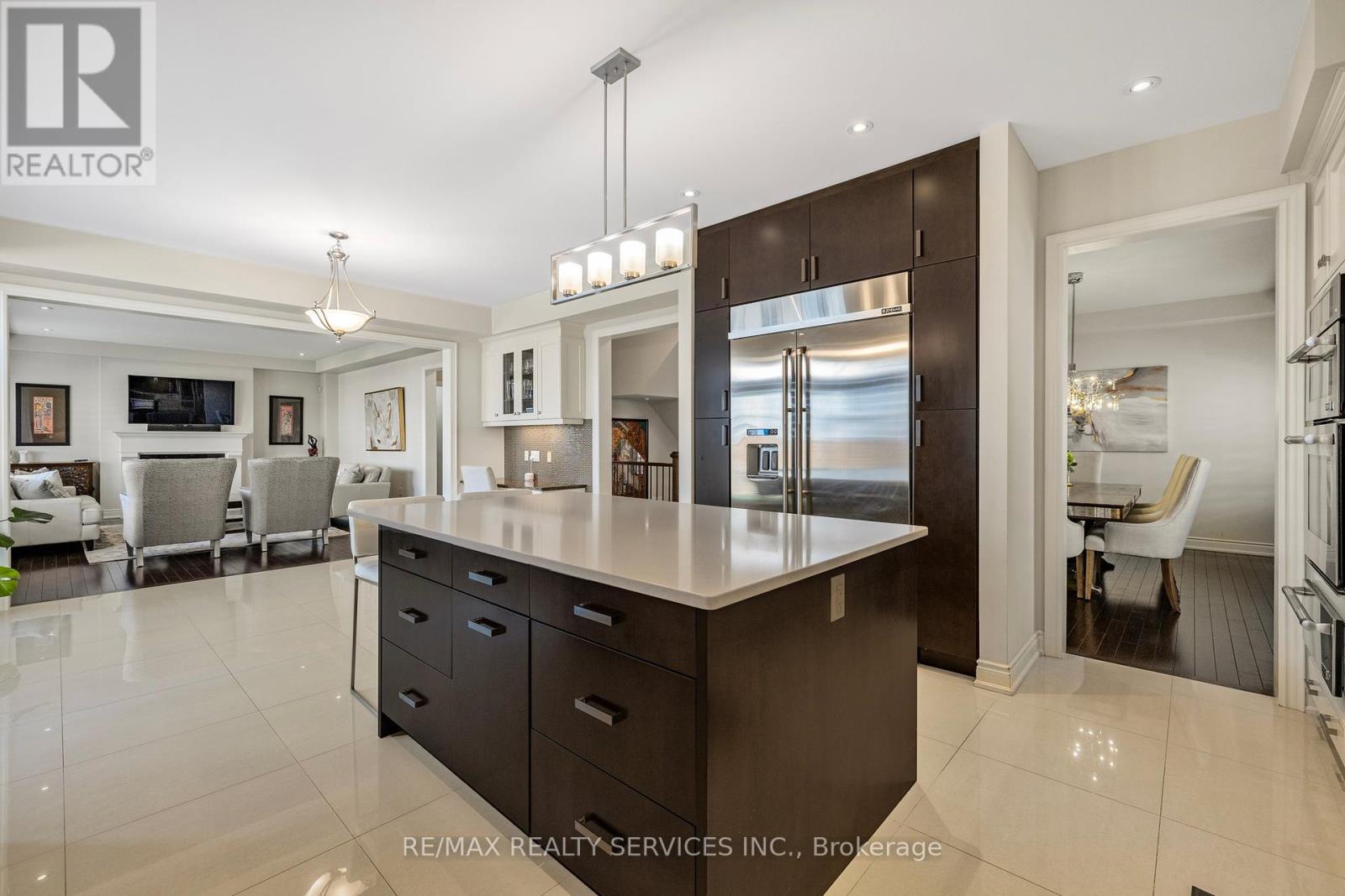 5 Perth Street, Brampton, Ontario L6Z 4P3 - Photo 14 - W12245821