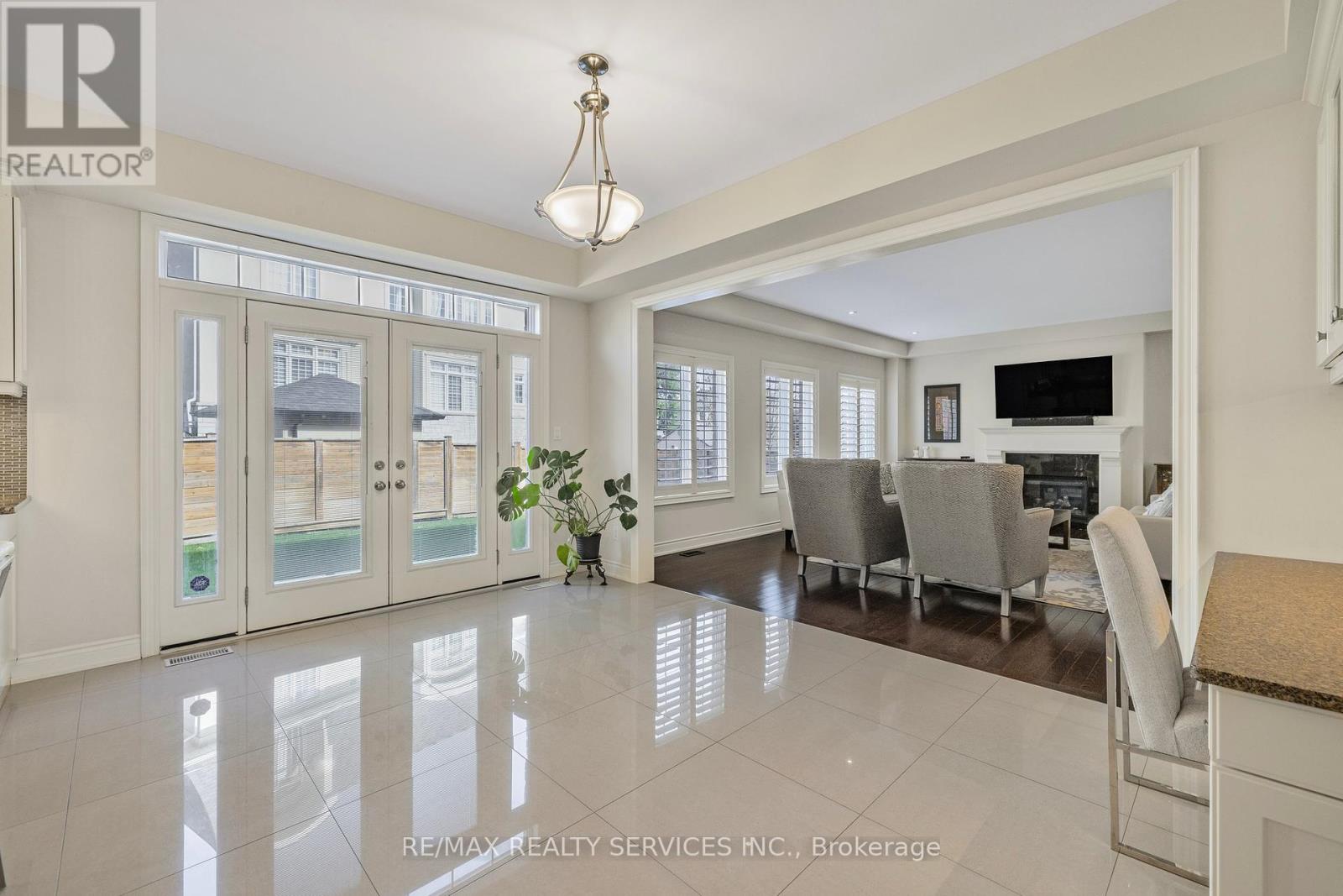 5 Perth Street, Brampton, Ontario L6Z 4P3 - Photo 17 - W12245821