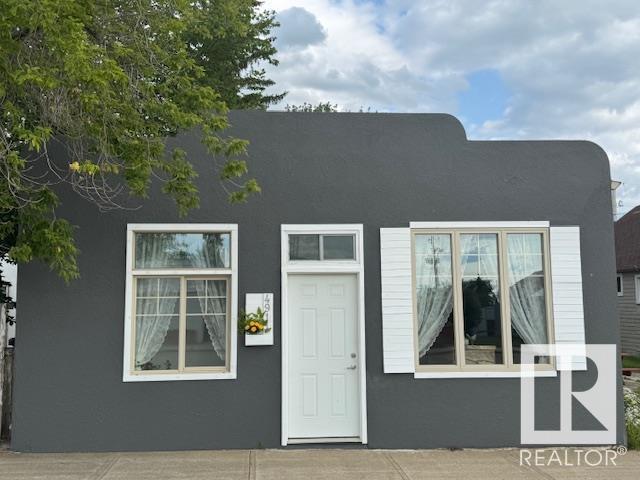4911 50 ST, Holden, Alberta