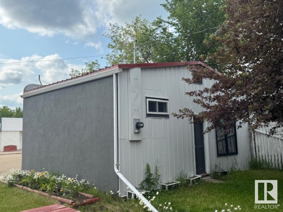 4911 50 St, Holden, Alberta  T0B 2C0 - Photo 3 - E4444321